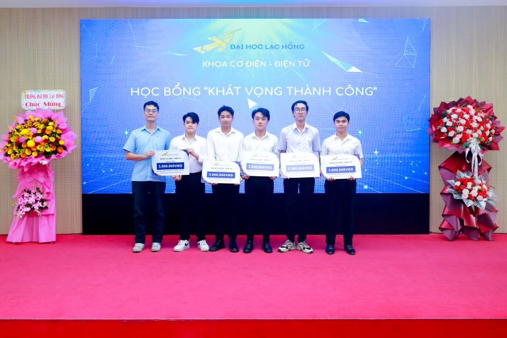 Tiếp tục duy trì học bổng "Khát Vọng Thành Công" Khoa Cơ điện - Điện tử